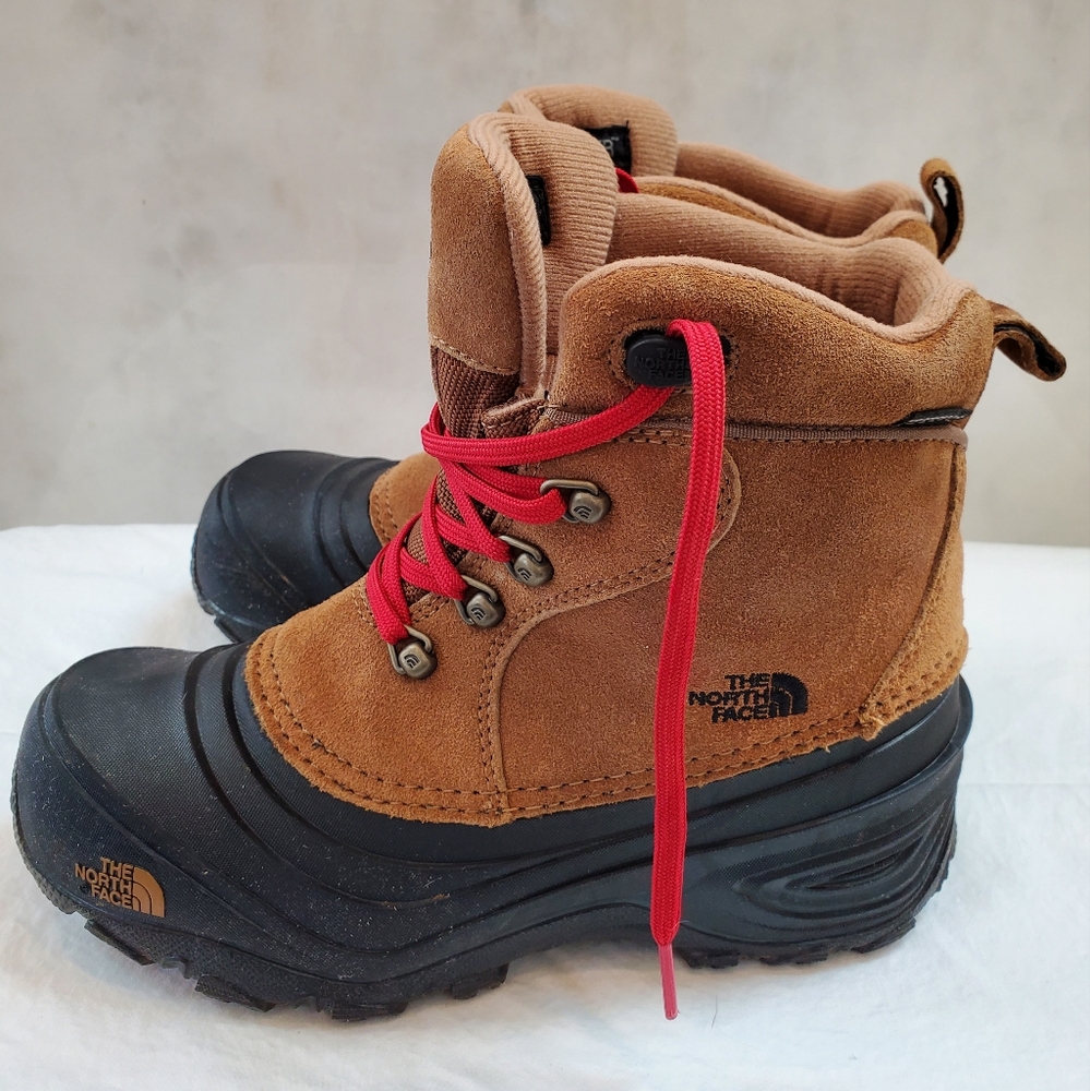 The North Face Chilkat Lace Up Boot - image 4